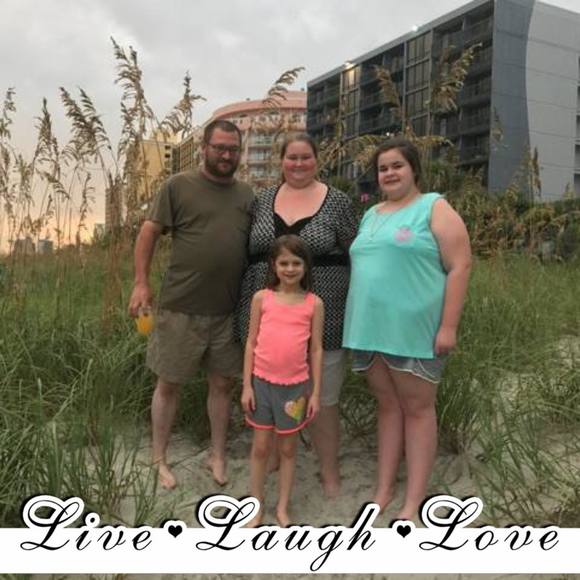 Meet your Posher, Deann - Picture 1 of 1